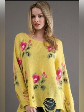 Wildfox Couture Little Edie Lennon Sweater Butter wool blend spring summer
